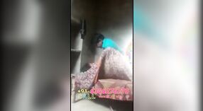 Vídeo de sexo quente e pesado da tia Bihari 0 minuto 0 SEC