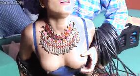 Desi Bhabhi ' s Intense seksuele ontmoeting in de ZvH 4 min 30 sec