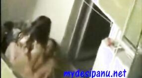 Desi bf ' s hot video van delhi meisje in actie 1 min 20 sec