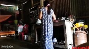 Desi bf vidéo saka bojo desa panas njupuk kabungkus 0 min 0 sec