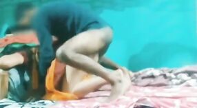 Полнометражное секс-видео Дези Бхабхи с горячим действием 0 минута 40 сек
