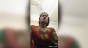 Chut lund video dari pasangan desi yang seksi 0 min 0 sec