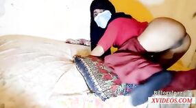 हिजाबमधील मुलीचा समावेश असलेल्या नवीन देसी सेक्स व्हिडिओचा एचडी व्हिडिओ 7 मिन 40 सेकंद
