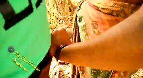 Köy müziği ritmi içeren Bihari seks videosu 1 dakika 10 saniyelik