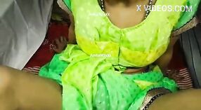 Desi Lund ve Bhabhi Chut içinde bir Village Seks Video 6 dakika 10 saniyelik