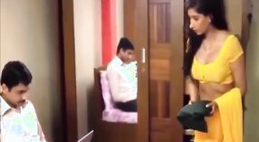 Video porno humeante de Desi bhai con juego anal 2 mín. 40 sec