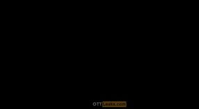 দেশি কলেজের মেয়ে কি চুদাই ভিডিওতে তার বড় বুবগুলি দেখায় 3 মিন 50 সেকেন্ড