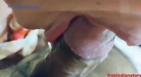 Desi pareja xxx video con habilidades de mamada caliente de Husbu Ki 5 mín. 40 sec