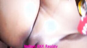 Desi bf dan saudara perempuan berhubungan seks beruap dalam video HD 12 min 20 sec