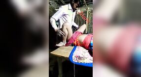 Chut lund video of a desi bhabhi getting it on 0 min 0 sec