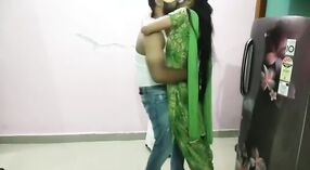 دیسی تھوک جنسی کے ساتھ ایک موہک بھارتی بہن میں قانون 0 کم از کم 0 سیکنڈ