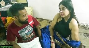 Страстное видео Дези Бхабхи со своими родственниками 0 минута 0 сек