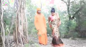 Bhabhi chut-slamming in desi sex video 1 min 20 sec