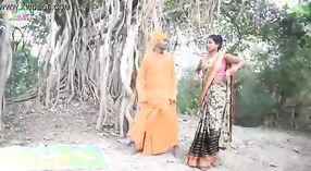 Bhabhi chut-slamming in desi sex video 2 min 20 sec