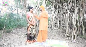 Bhabhi chut-slamming in desi sex video 2 min 40 sec
