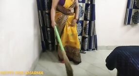 Desi maid's sensual romp with her boss 1 min 20 sec