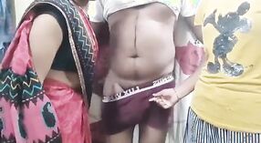 Интенсивное секс-видео пары Дези с горячими индийскими голубыми фотографиями 0 минута 0 сек