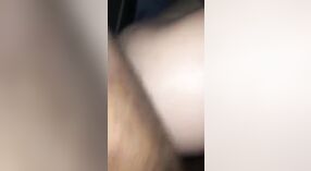 Chut lund video von einer geilen Schwester, die runter und schmutzig wird 2 min 50 s