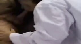 পরিপক্ক দেশি আন্টি এই বাষ্পীয় ভিডিওতে শক্তভাবে ধাক্কা খায় 4 মিন 20 সেকেন্ড