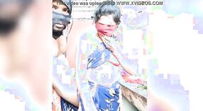 Дези Бхабхи шалит в Бангла порно видео 1 минута 40 сек