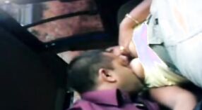 La sex tape torride de Desi aunty filmée à la caméra 1 minute 00 sec