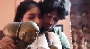 Nouvelle vidéo Desi Chudai Mettant en Vedette Reshmi dans des Scènes Sexy 5 minute 00 sec