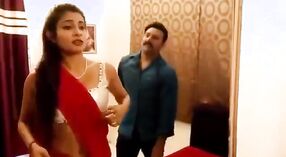 Большие сиськи Дези Бхабхи в страстном секс-видео 0 минута 0 сек