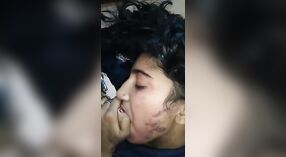 Keterampilan Blowjob Sensual Desi Randi dipajang di MMC Porno 0 min 0 sec