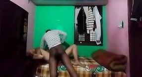 Zdrada żony złapany na ukrytą kamerę w Indian hardcore seks 8 / min 40 sec