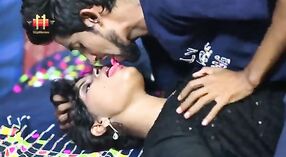 Video de novio indio con una escena de sexo caliente y humeante 4 mín. 40 sec
