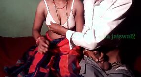 Desi village seks video featuring een Devar Bhabhi getting licked en geneukt 0 min 0 sec