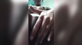 عارية فتاة هندية شرائح يطرح في منفردا الفيديو 1 دقيقة 50 ثانية