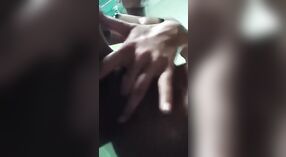 عارية فتاة هندية شرائح يطرح في منفردا الفيديو 2 دقيقة 00 ثانية