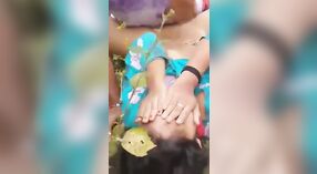 El salvaje sexo grupal de Dehati al aire libre 2 mín. 20 sec