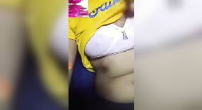 Nudo Indiano Ragazza Ki Solista Performance in Trapelato Video 2 min 20 sec