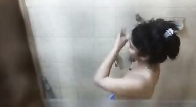인도 여자 누드에 잡힌 숨겨진 카메라 욕실 3 최소 40 초