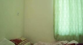 রিয়েল ইন্ডিয়ান সেক্স টেপ যা বাড়িওয়ালার মেয়ের বৈশিষ্ট্যযুক্ত 1 মিন 50 সেকেন্ড