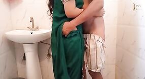 Thực ấn độ xxx video features Khamili Bhabhi và Devar trong các phòng tắm 0 tối thiểu 0 sn