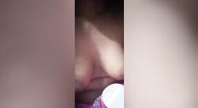 Sexy Brüste und nackte Gespräche mit verheirateten bangladeschischen Frauen 2 min 50 s