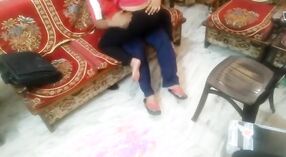 Голая Бхабхи из Канпура встречается со своей подругой для страстного секса втроем 2 минута 20 сек