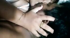 Amateur Indiase seks video featuring Mallu ' s kambikuttan scène 0 min 0 sec
