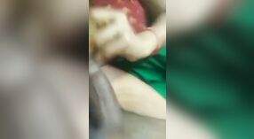 Bhabhi Devar se entrega a masturbação solo e massagem sexual em casa 2 minuto 00 SEC