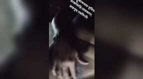 Sexy del Bangladesh ragazza ostenta le sue tette e figa pelosa in video nudo 0 min 40 sec
