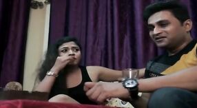 Video HD BF: Pengalaman Boneka India yang Sensual 5 min 40 sec