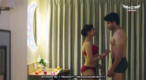 لقطات ساخنة يعرض إغرائي الهندي سلسلة على شبكة الإنترنت بعنوان"عارية شهر العسل" 16 دقيقة 20 ثانية