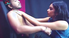 Video porno Desi presenta a una modelo india en una audición de sexo duro 2 mín. 40 sec