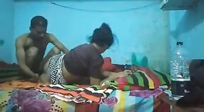 Video de sexo real de un vecino engañando a su esposa con otra mujer 4 mín. 10 sec