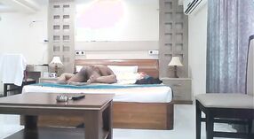 Desi Luna di miele Video con sesso reale in camera 23 min 00 sec