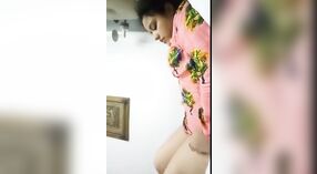 Indyjski hotel pokój seks taśma z namiętny zakochani 6 / min 20 sec
