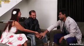Bez oceny Hindi BF Wideo: Gorące Spotkanie niegrzeczny Bhabhi 0 / min 0 sec